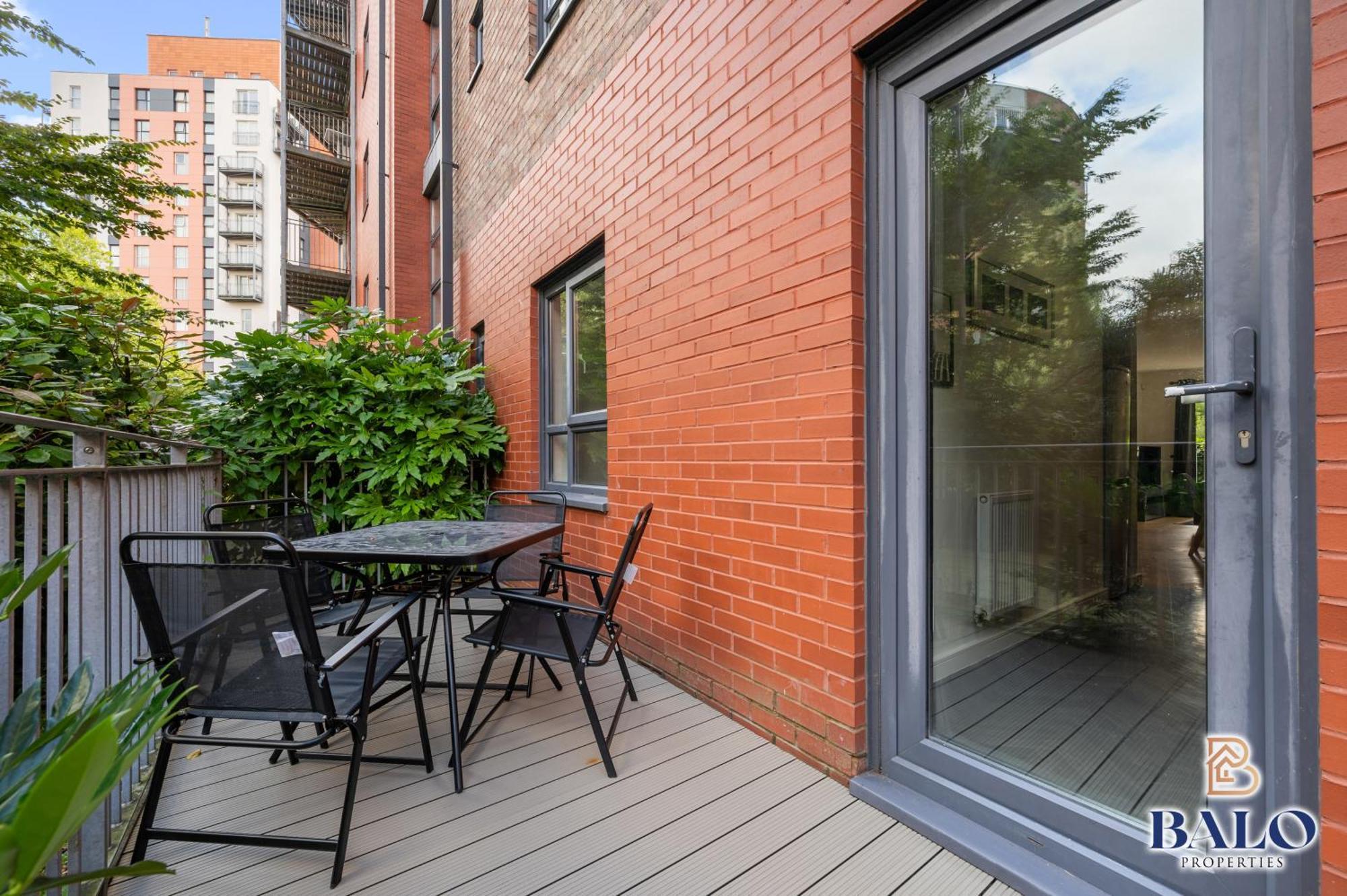 Modern Spacious 2Bedroom Apartment Great! Location By Etihad Mancity Stadium& Coop Live Arena Manchester Esterno foto